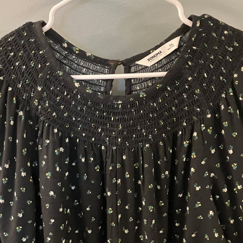 NWT Sonoma Womens Top XXL Black Floral Print Blouse Long Sleeves Smocked - Picture 3 of 10